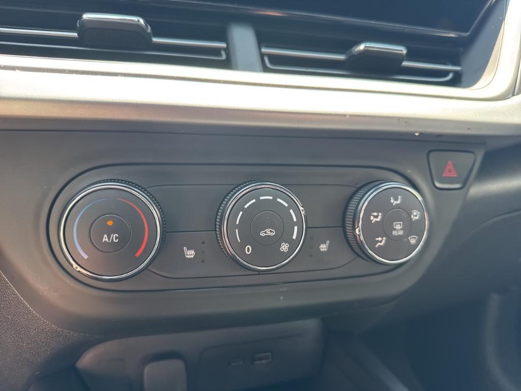 used 2025 Chevrolet Trax car, priced at $24,994