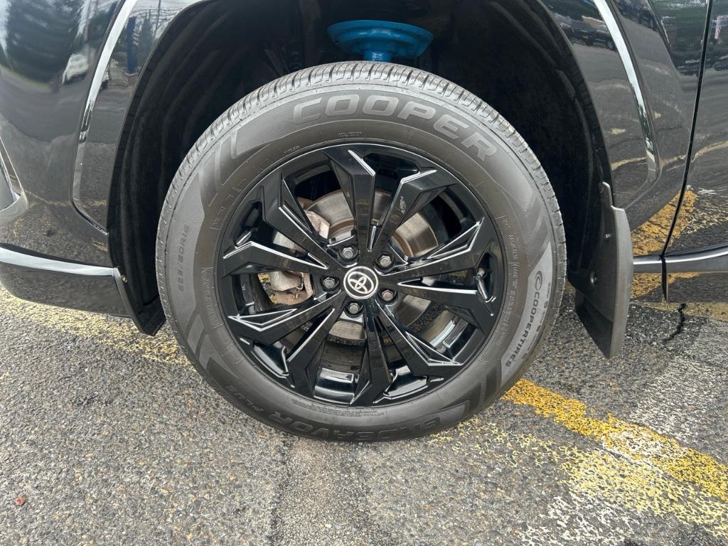 used 2022 Toyota RAV4 Hybrid car, priced at $31,993