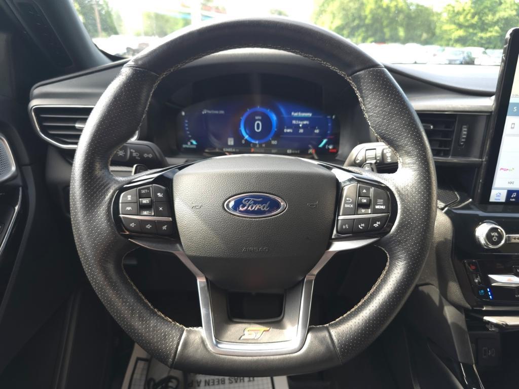 used 2022 Ford Explorer car, priced at $36,453