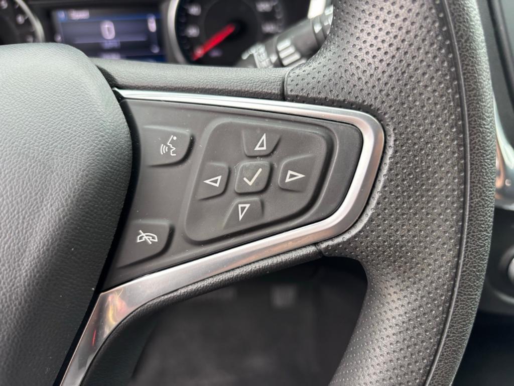 used 2023 Chevrolet Equinox car, priced at $20,995