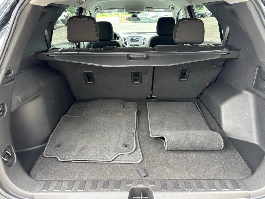 used 2023 Chevrolet Equinox car, priced at $20,995