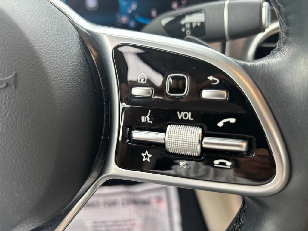 used 2022 Mercedes-Benz GLC 300 car, priced at $35,092