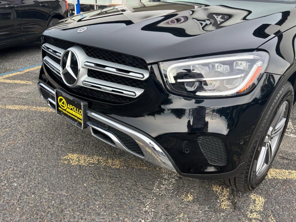 used 2022 Mercedes-Benz GLC 300 car, priced at $35,092