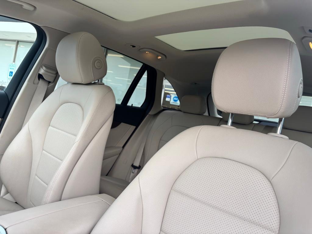 used 2022 Mercedes-Benz GLC 300 car, priced at $35,092