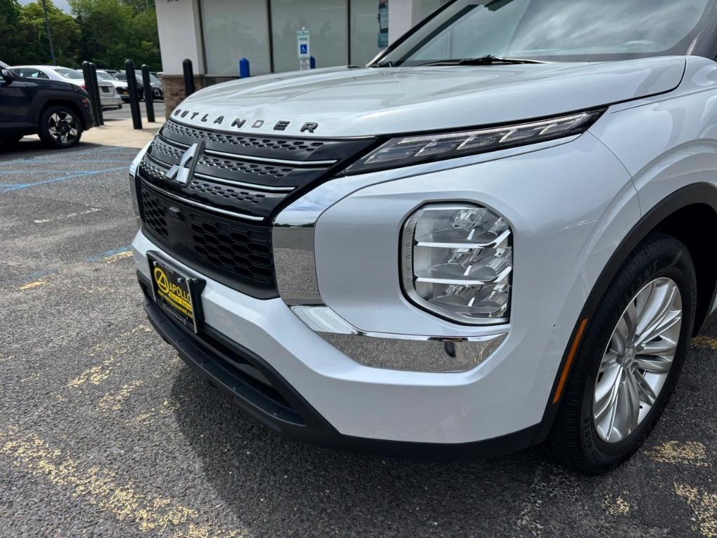 used 2022 Mitsubishi Outlander car, priced at $18,386