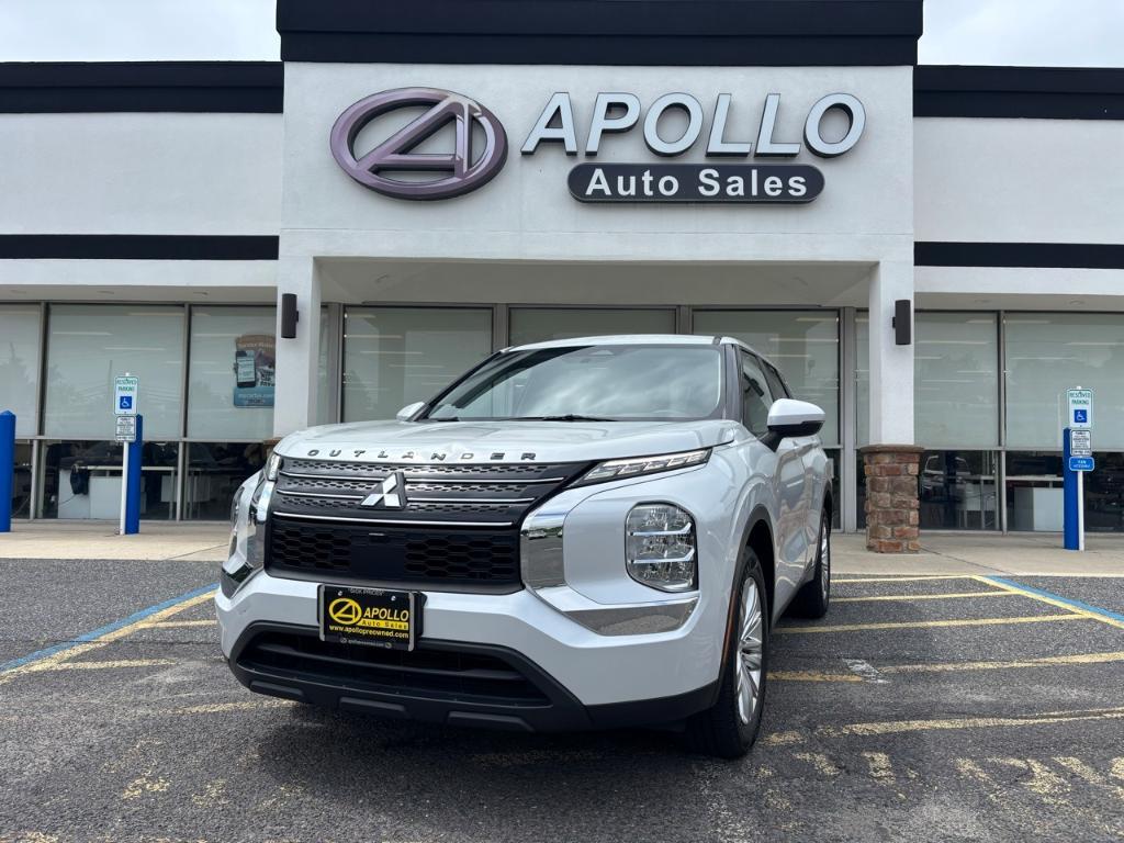 used 2022 Mitsubishi Outlander car, priced at $20,774