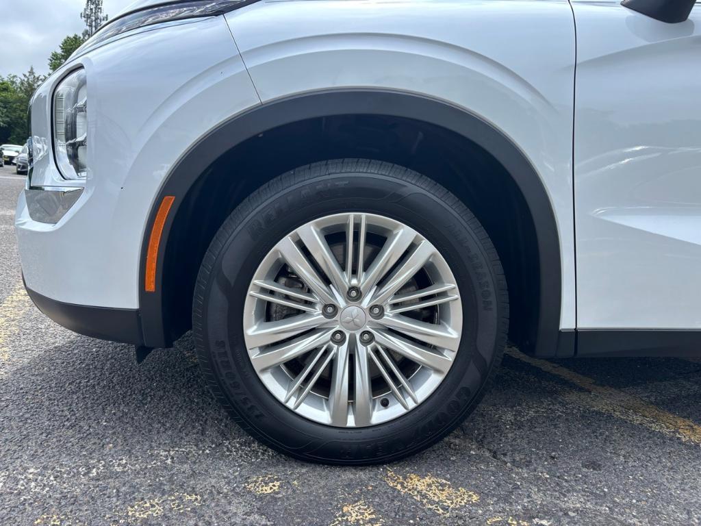 used 2022 Mitsubishi Outlander car, priced at $18,386
