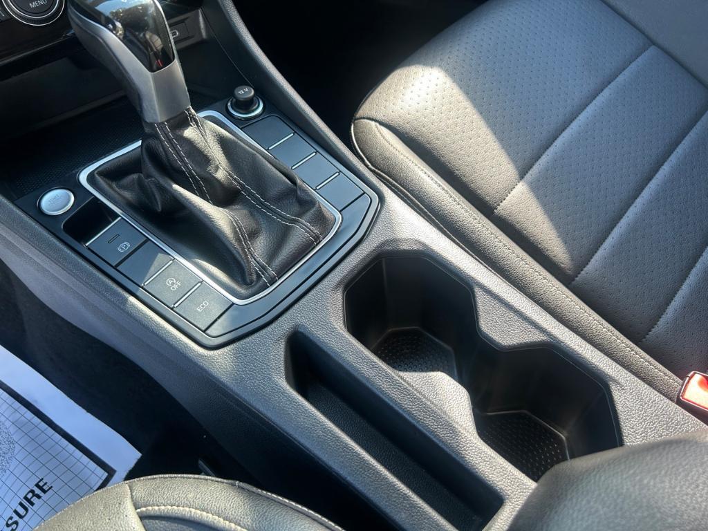 used 2024 Volkswagen Jetta car, priced at $19,592