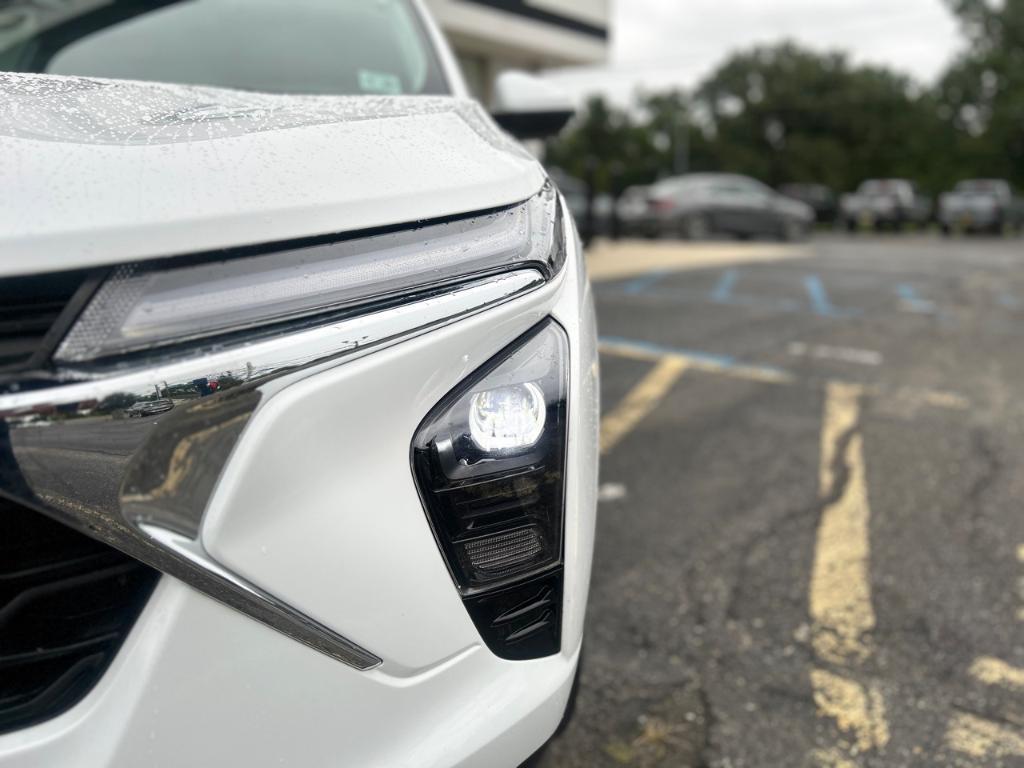 used 2024 Chevrolet Trax car, priced at $21,459