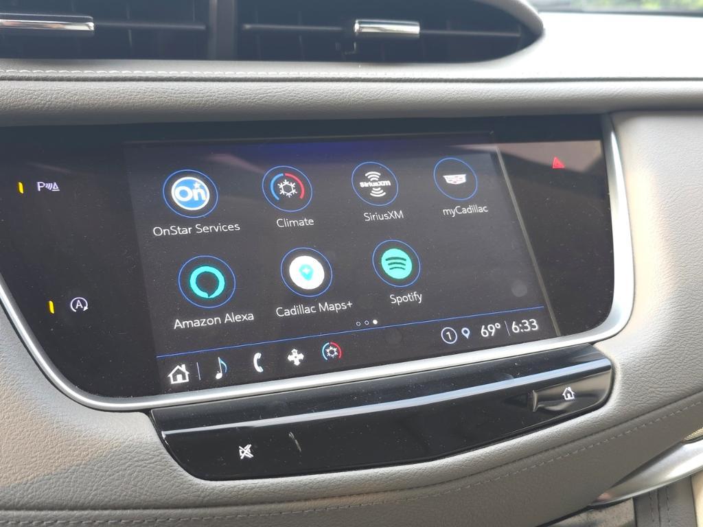 used 2022 Cadillac XT5 car, priced at $30,995