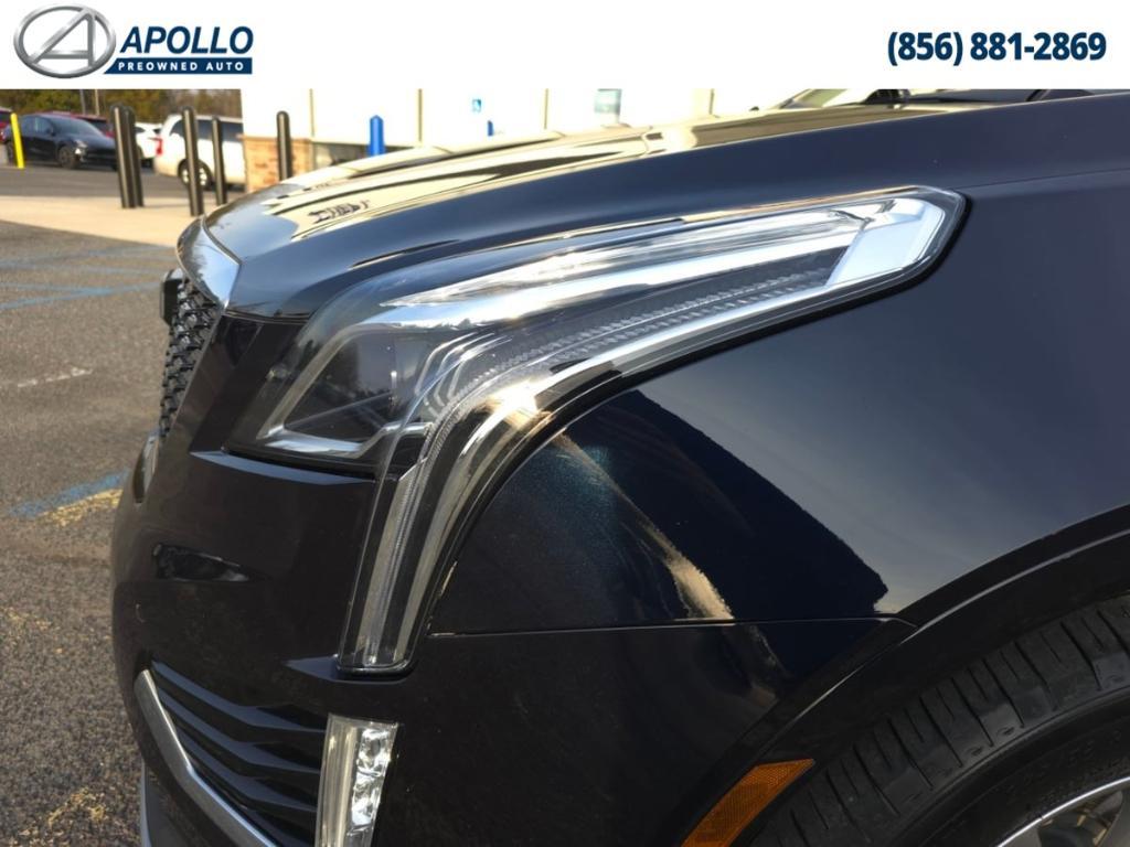 used 2022 Cadillac XT5 car, priced at $32,222