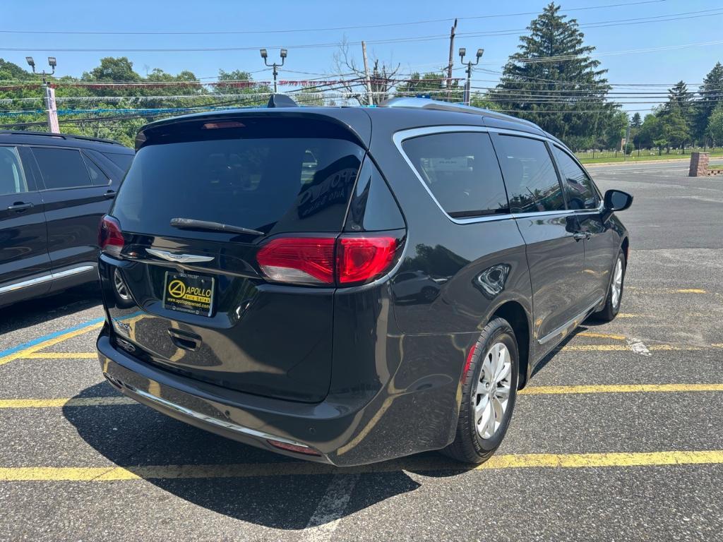 used 2018 Chrysler Pacifica car, priced at $11,809