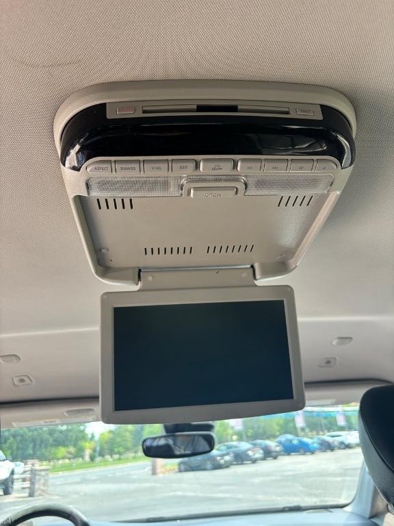 used 2018 Chrysler Pacifica car, priced at $11,809