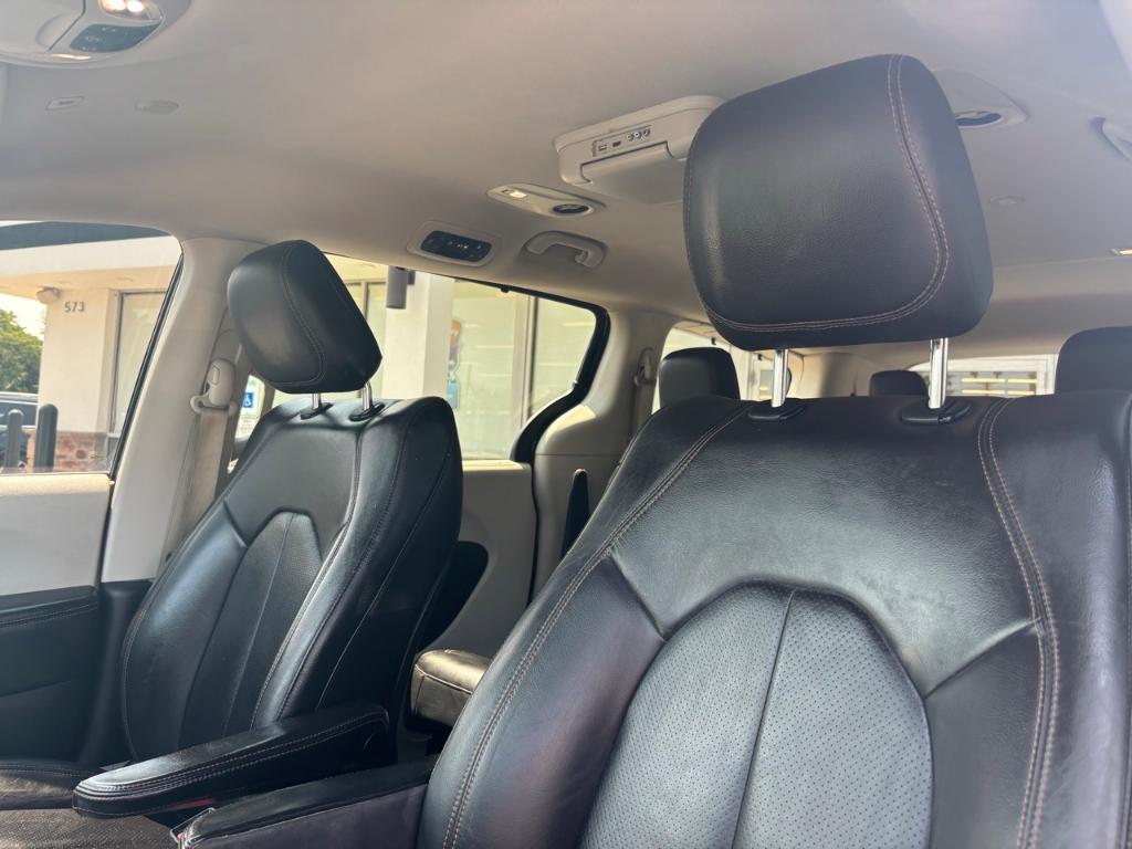 used 2018 Chrysler Pacifica car, priced at $11,809