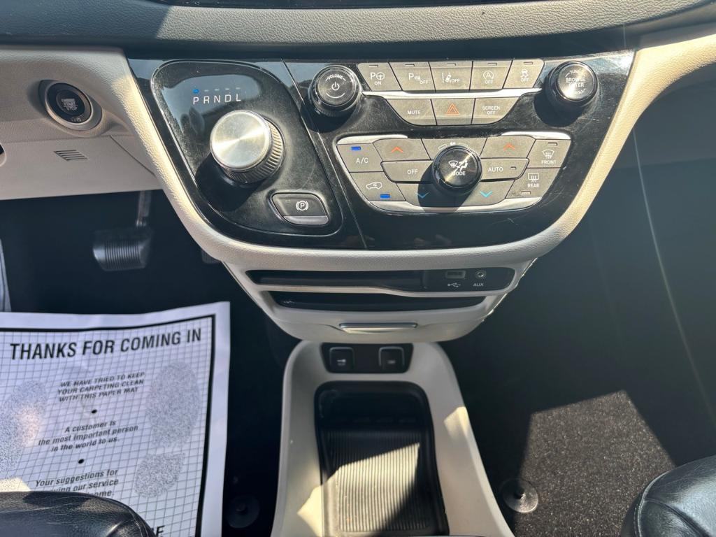 used 2018 Chrysler Pacifica car, priced at $11,809