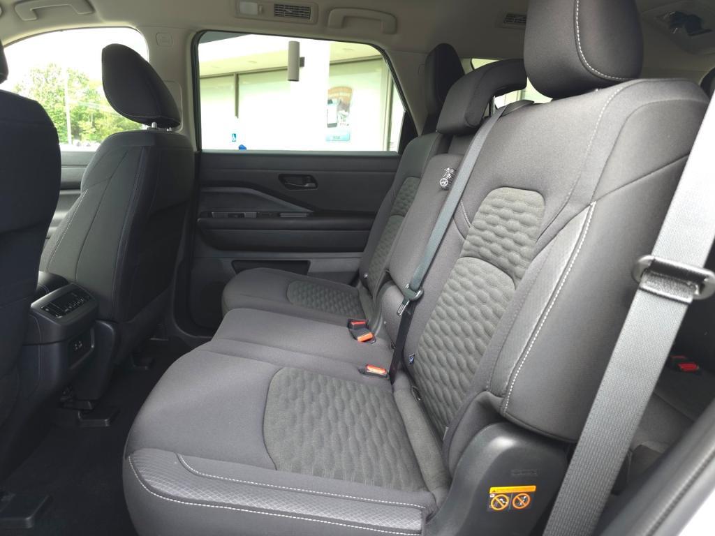 used 2025 Nissan Pathfinder car, priced at $36,995