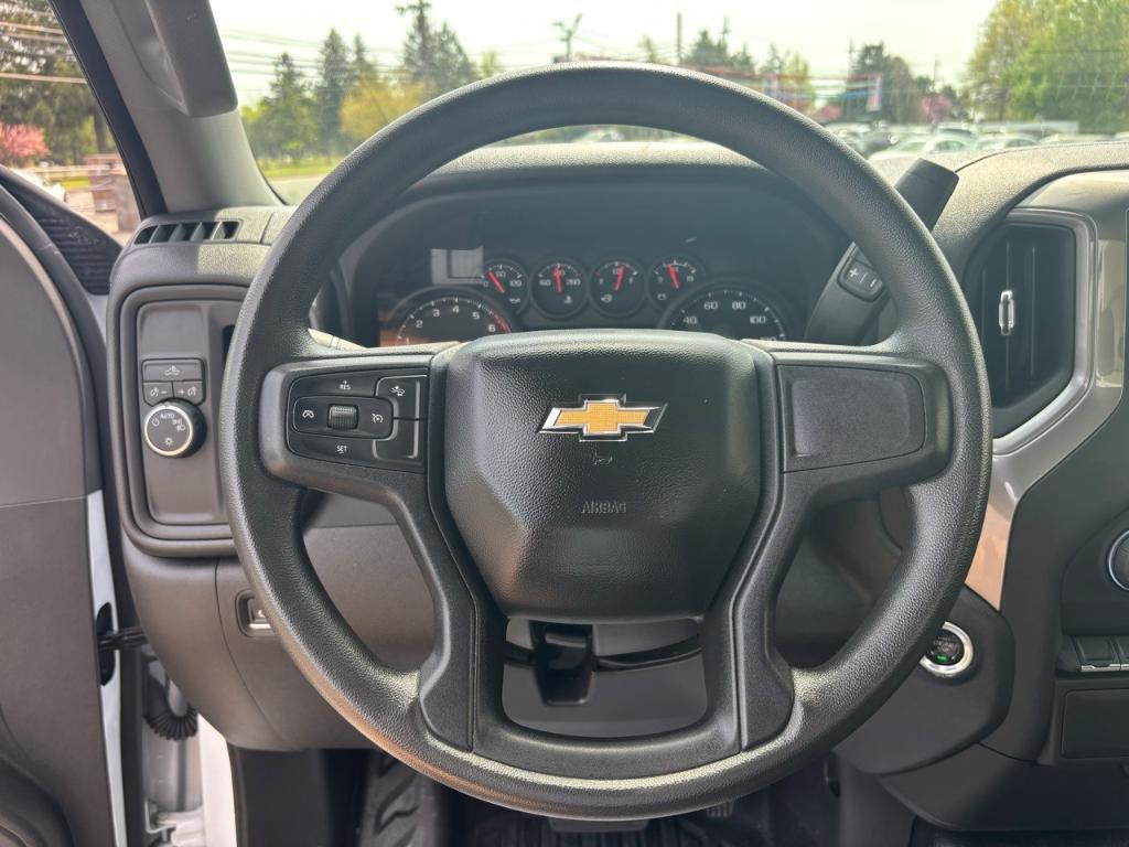 used 2024 Chevrolet Silverado 1500 car, priced at $33,330