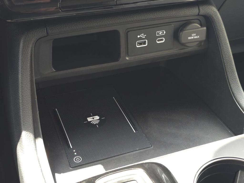 used 2024 Honda Pilot car, priced at $39,889