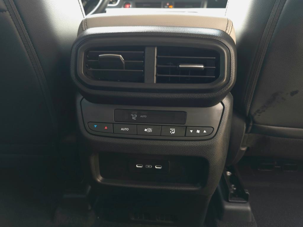 used 2024 Honda Pilot car, priced at $39,889