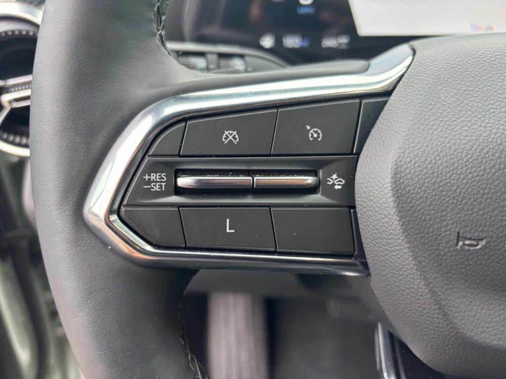 used 2025 Chevrolet Equinox car, priced at $30,995
