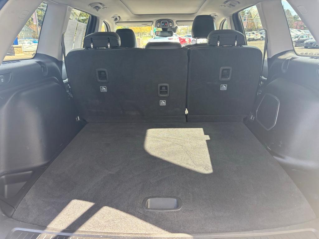 used 2022 Jeep Grand Cherokee car, priced at $28,644