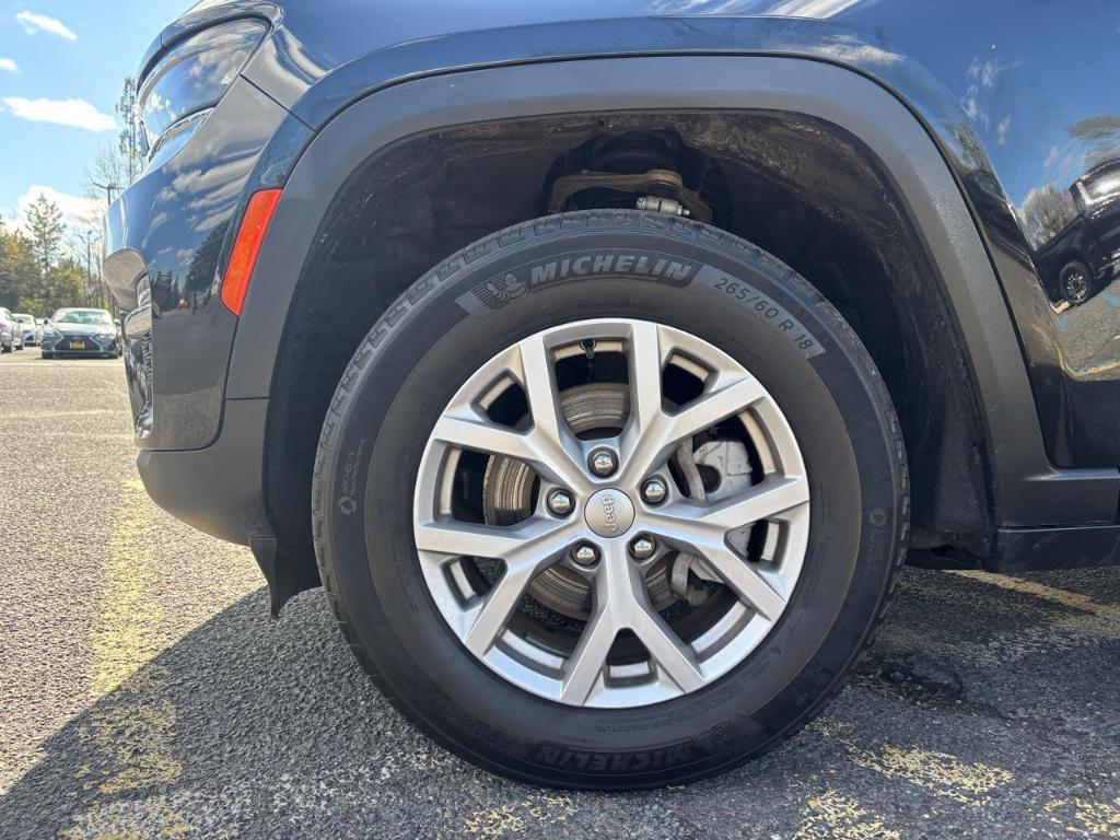 used 2022 Jeep Grand Cherokee car, priced at $28,644