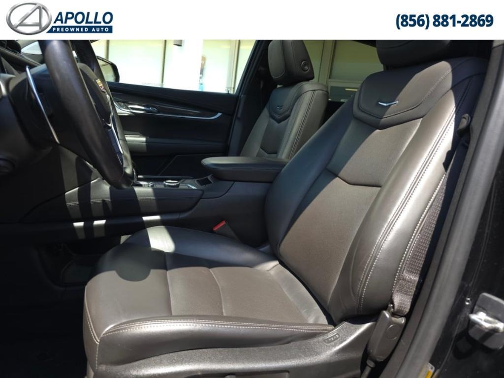used 2021 Cadillac XT5 car, priced at $34,413