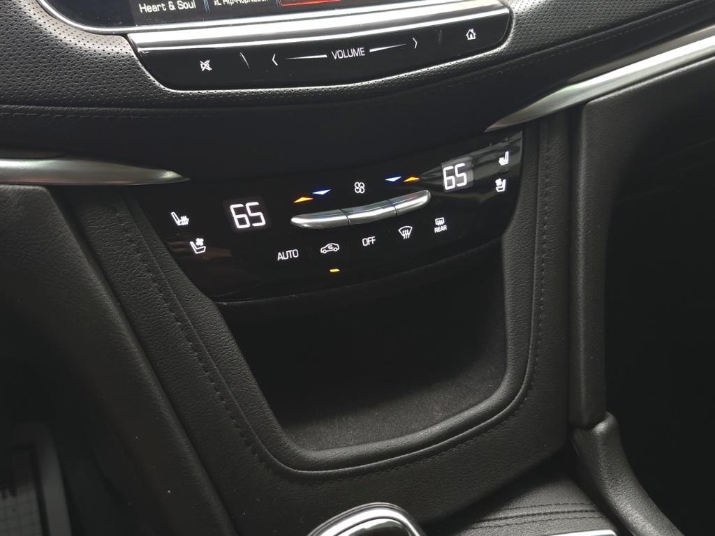 used 2019 Cadillac XT5 car, priced at $17,993