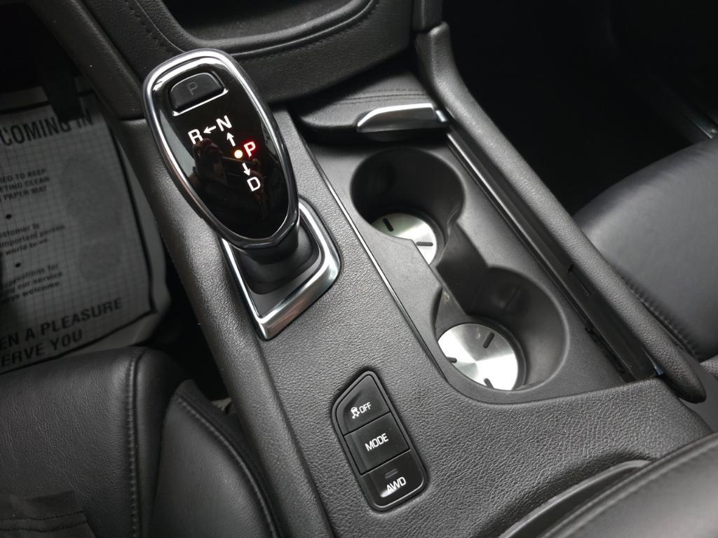 used 2019 Cadillac XT5 car, priced at $17,993