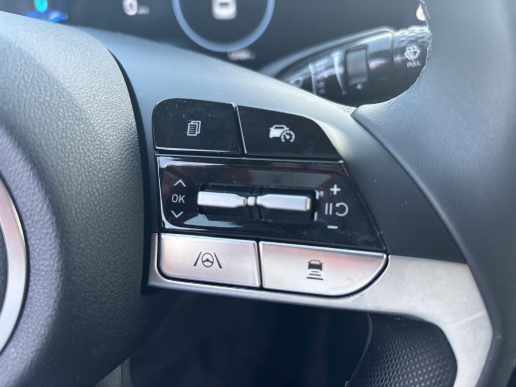 used 2024 Hyundai Elantra car, priced at $21,995