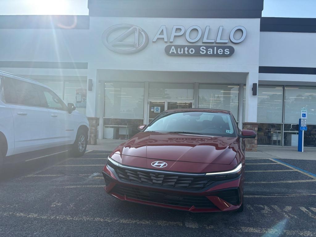 used 2024 Hyundai Elantra car, priced at $21,995