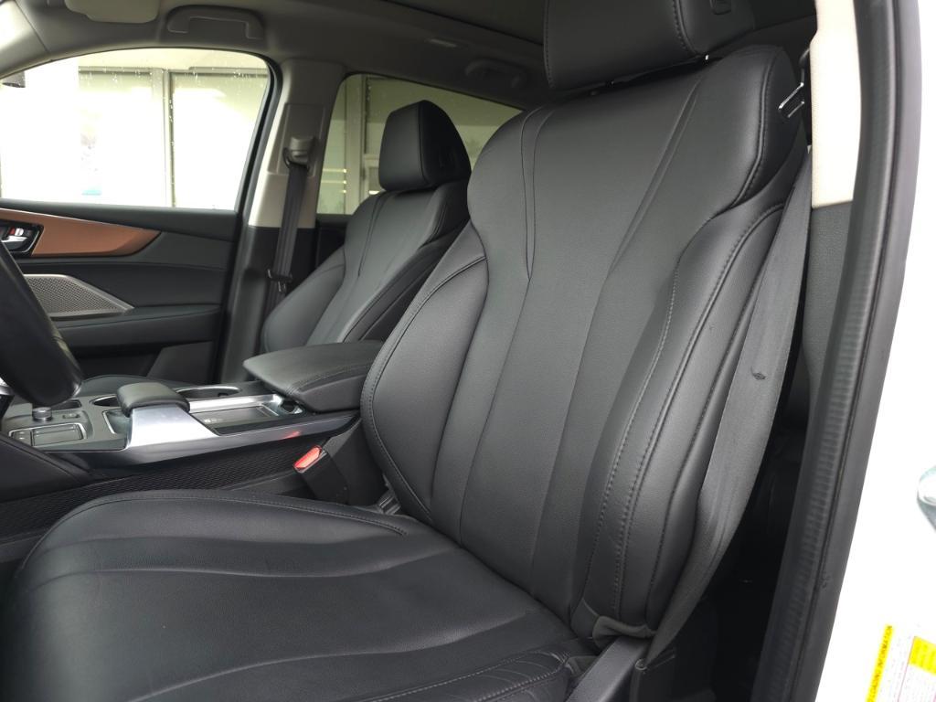 used 2022 Acura MDX car, priced at $37,495