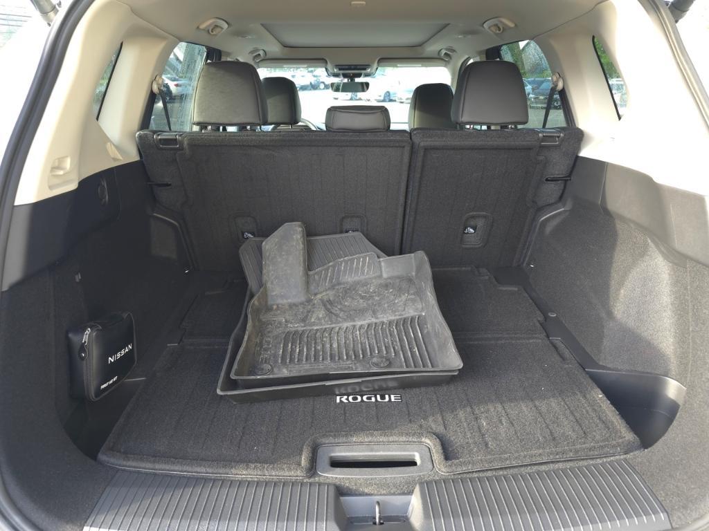 used 2022 Nissan Rogue car, priced at $28,993