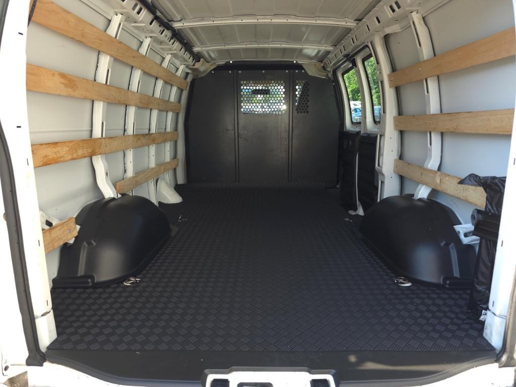 used 2023 GMC Savana 2500 car, priced at $30,995
