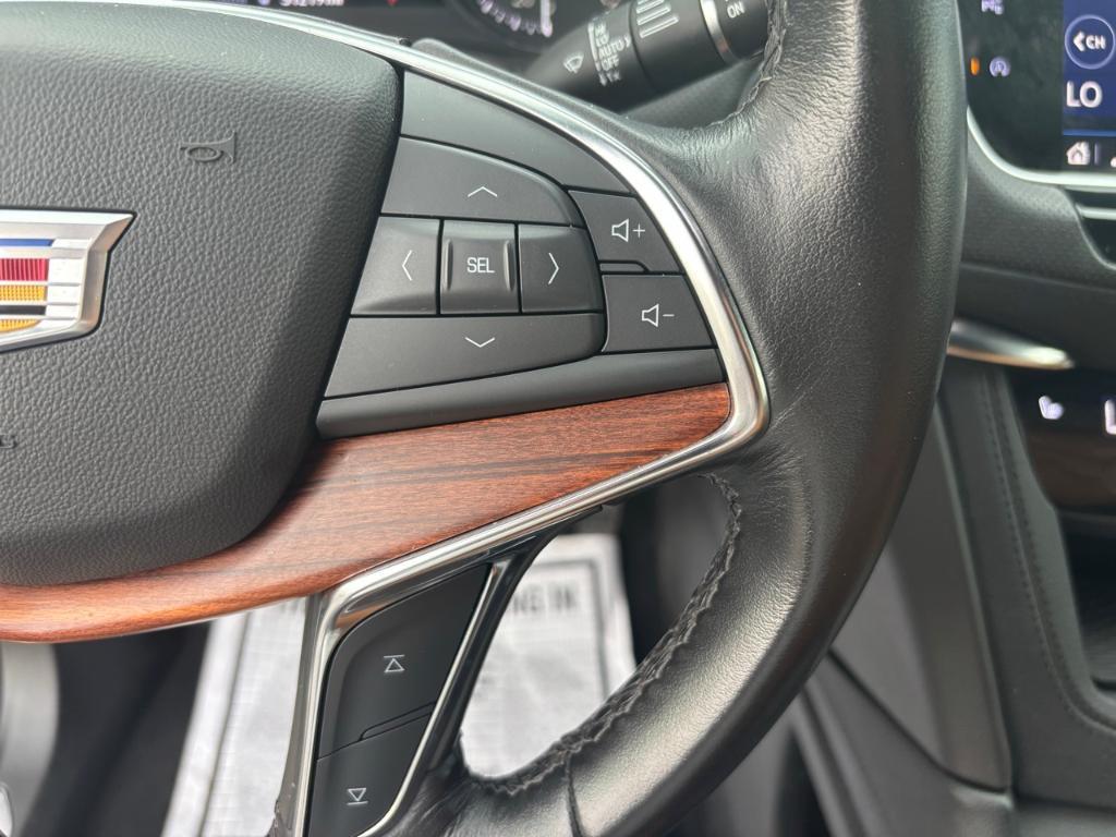 used 2021 Cadillac XT5 car, priced at $27,462
