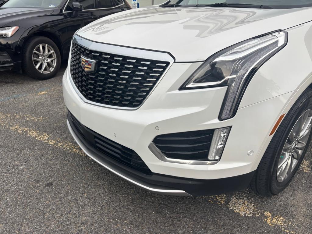 used 2021 Cadillac XT5 car, priced at $27,462