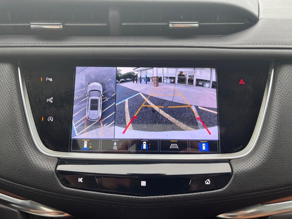 used 2021 Cadillac XT5 car, priced at $27,462