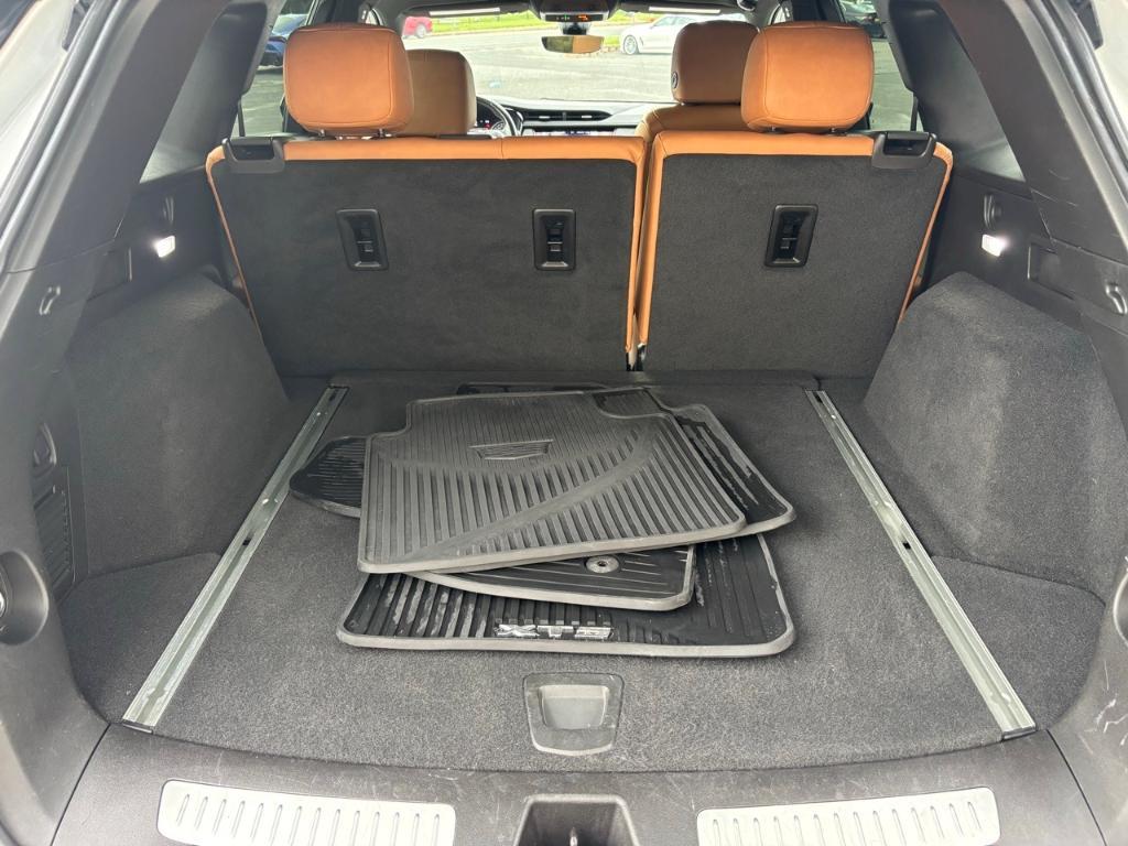 used 2021 Cadillac XT5 car, priced at $27,462