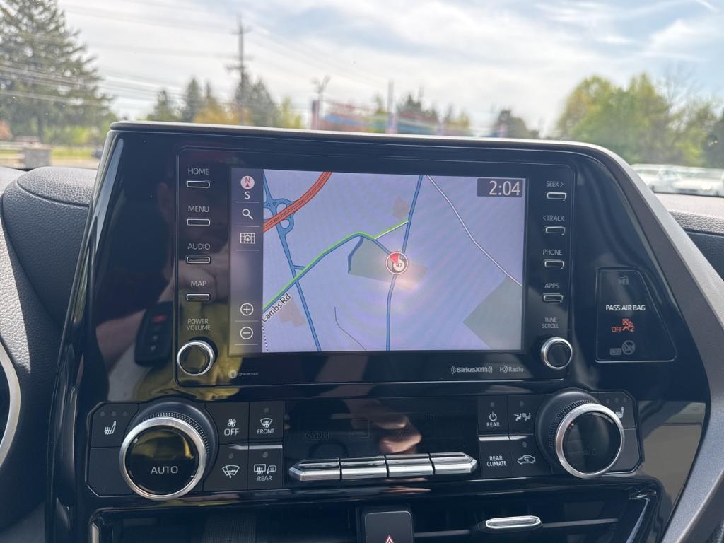 used 2020 Toyota Highlander car, priced at $25,793