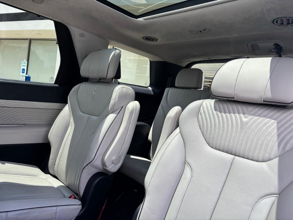 used 2024 Hyundai Palisade car, priced at $39,993