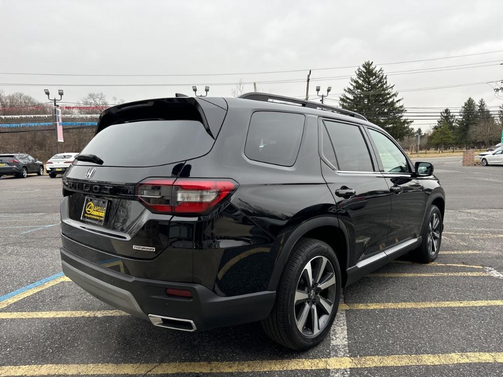 used 2023 Honda Pilot car, priced at $42,337