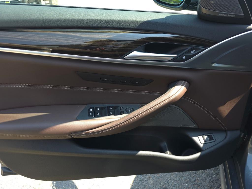 used 2021 BMW 540 car, priced at $41,887