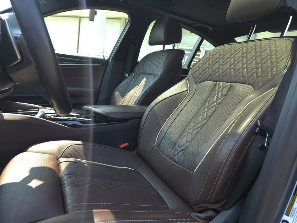 used 2021 BMW 540 car, priced at $41,887