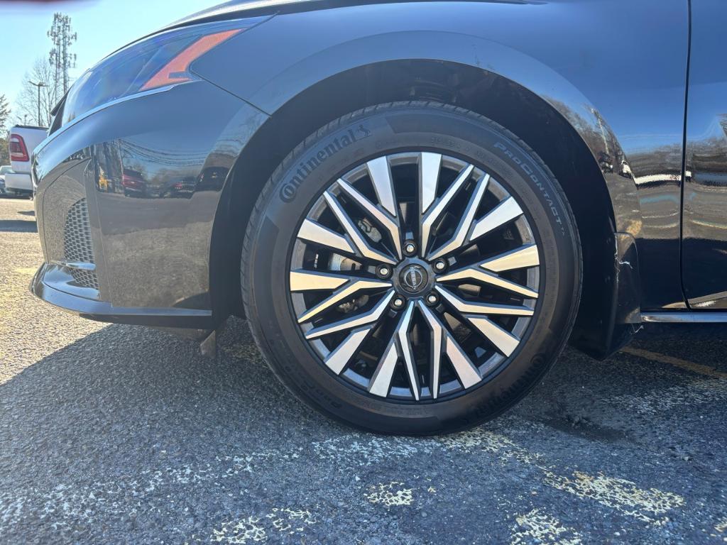 used 2023 Nissan Altima car, priced at $22,994