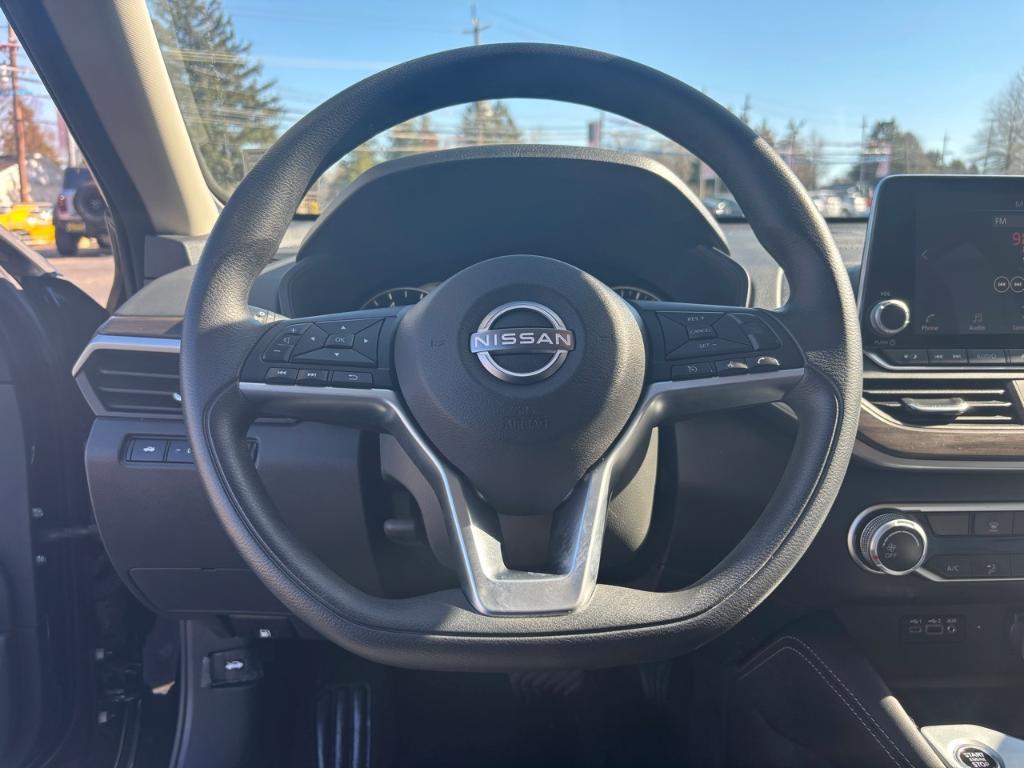 used 2023 Nissan Altima car, priced at $22,994