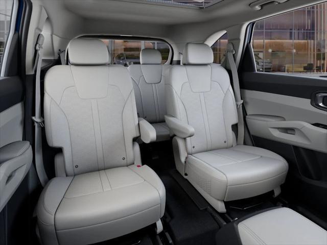 new 2025 Kia Sorento Hybrid car, priced at $38,156
