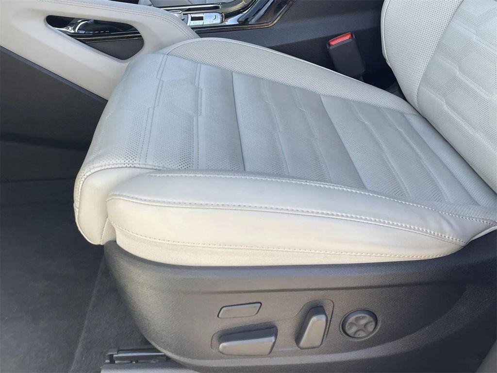 used 2024 Kia Telluride car, priced at $44,426
