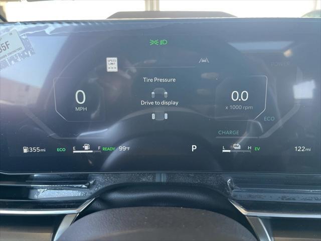 used 2025 Kia Carnival Hybrid car, priced at $54,977