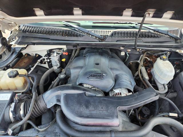 used 2004 Cadillac Escalade EXT car, priced at $11,999