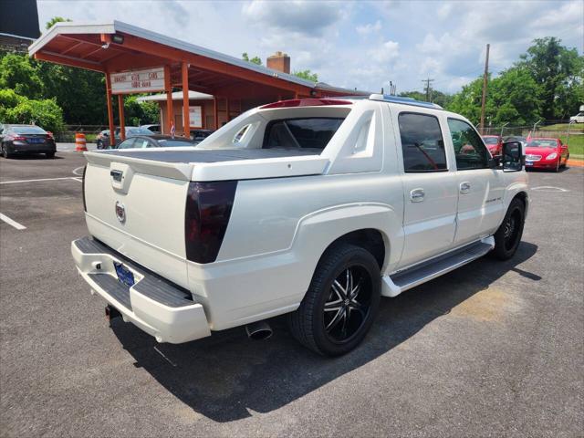 used 2004 Cadillac Escalade EXT car, priced at $11,999